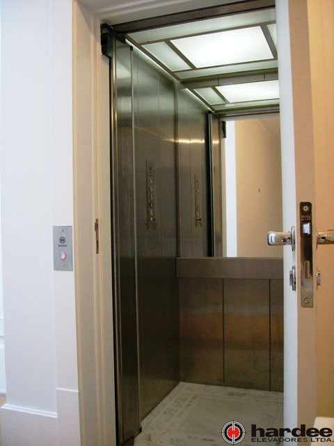 Manutenção de elevadores residenciais